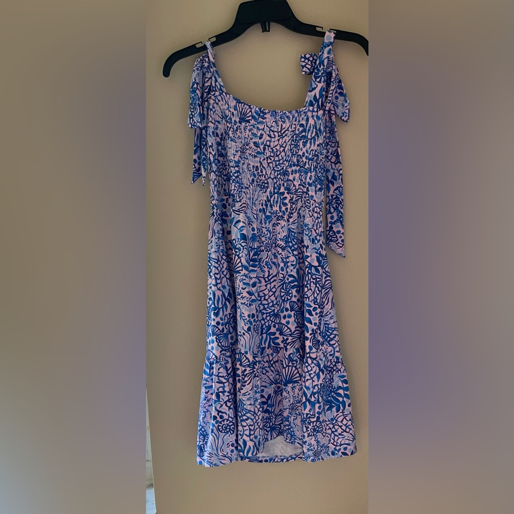 Lilly Pulitzer Blue and Pink Sea design Size S